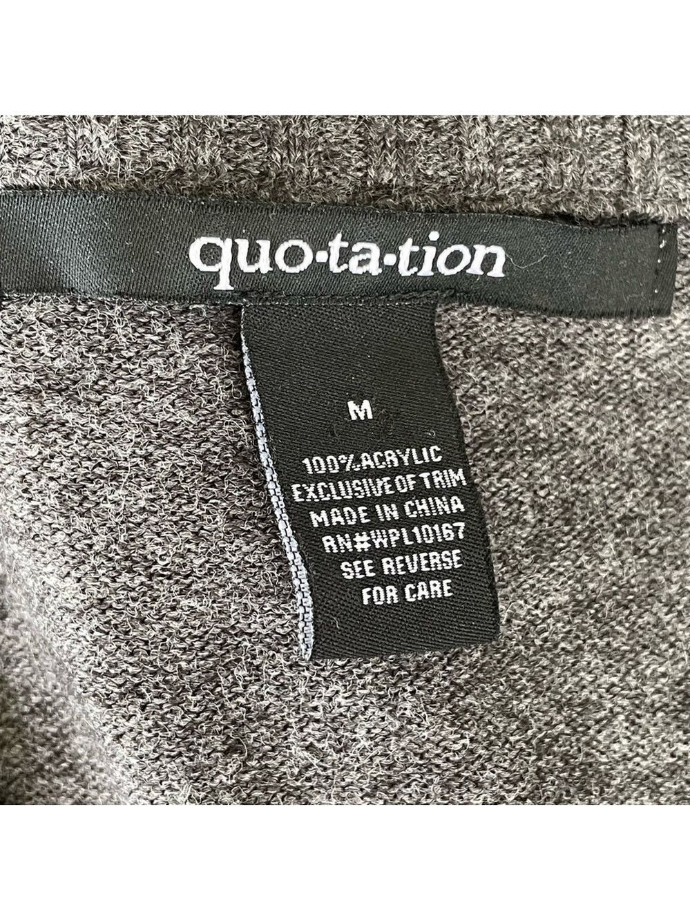 Bloomingdale’s Quotation Long Sleeve Button Front Sweater Size Medium - Picture 6 of 8